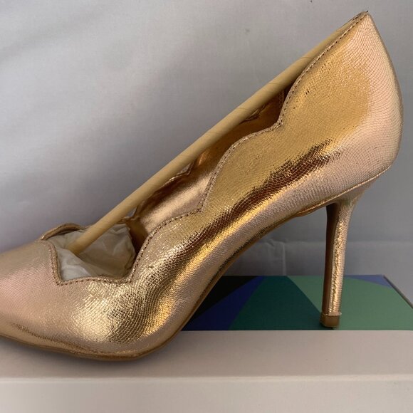 Katy Perry Collections Shoes - Katy Perry Scalloped Pointy Wavy Metallic Toe Pumps Rose Gold  Size 8M